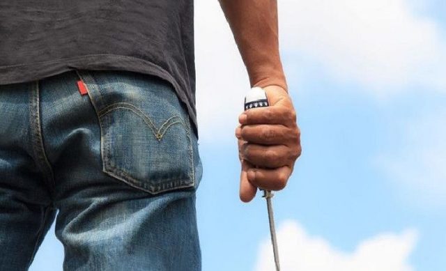 L'immagine attuale non ha un testo alternativo. Il nome del file รจ: cacciavite.jpg