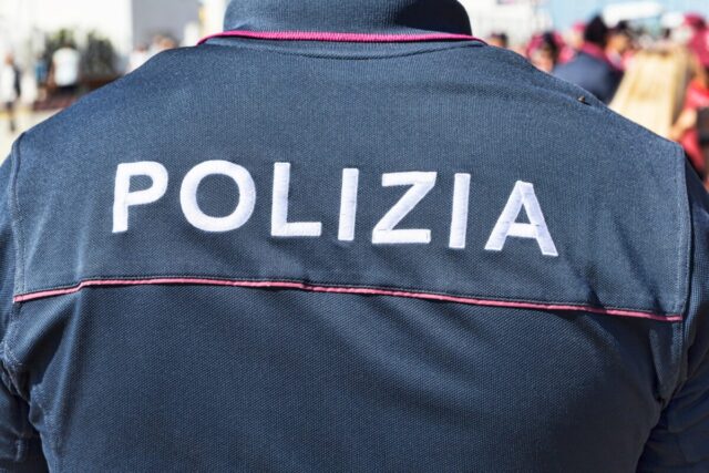 L'immagine attuale non ha un testo alternativo. Il nome del file รจ: POLIZIA.jpg