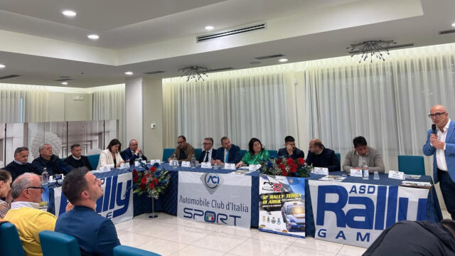L'immagine attuale non ha un testo alternativo. Il nome del file รจ: pofi-argil.jpg