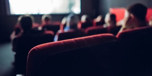 L'immagine attuale non ha un testo alternativo. Il nome del file è: cinema.jpg