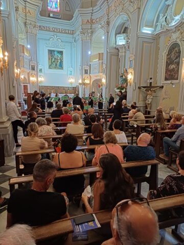 L'immagine attuale non ha un testo alternativo. Il nome del file รจ: CONCERTO.jpg