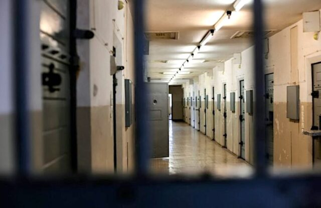 L'immagine attuale non ha un testo alternativo. Il nome del file è: carcere.jpg