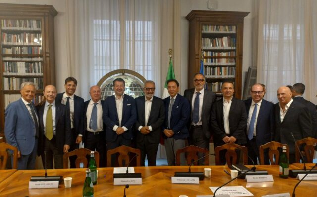 L'immagine attuale non ha un testo alternativo. Il nome del file รจ: tav.jpg
