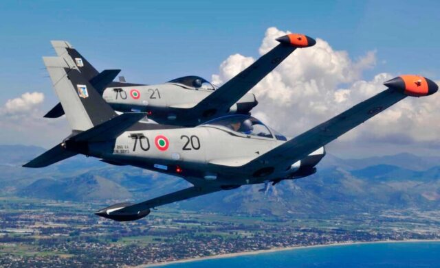 L'immagine attuale non ha un testo alternativo. Il nome del file è: aereo-militare.jpg