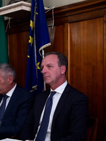 L'immagine attuale non ha un testo alternativo. Il nome del file รจ: cavaliere.jpeg