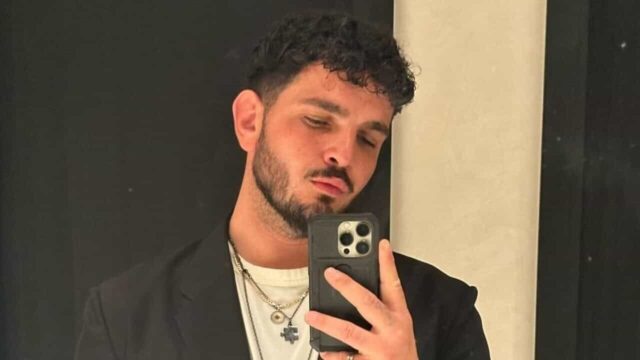 L'immagine attuale non ha un testo alternativo. Il nome del file รจ: roccoamato.jpg