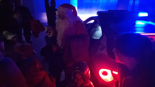 L'immagine attuale non ha un testo alternativo. Il nome del file è: NATALE-1.jpg