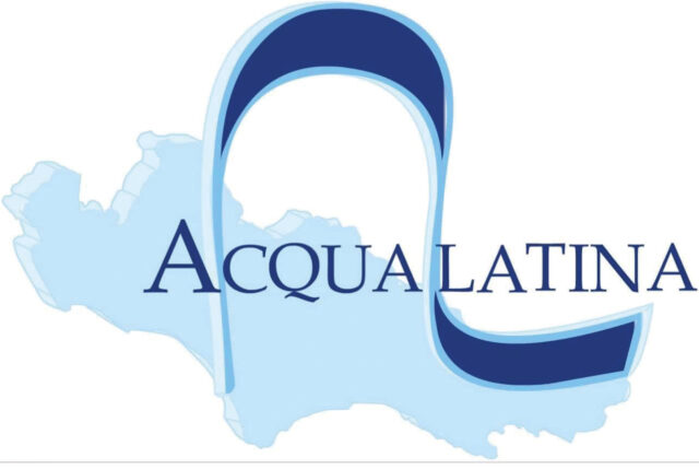L'immagine attuale non ha un testo alternativo. Il nome del file è: acqualatina.jpg