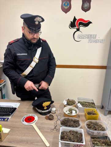 L'immagine attuale non ha un testo alternativo. Il nome del file è: carabinieri-1.jpg