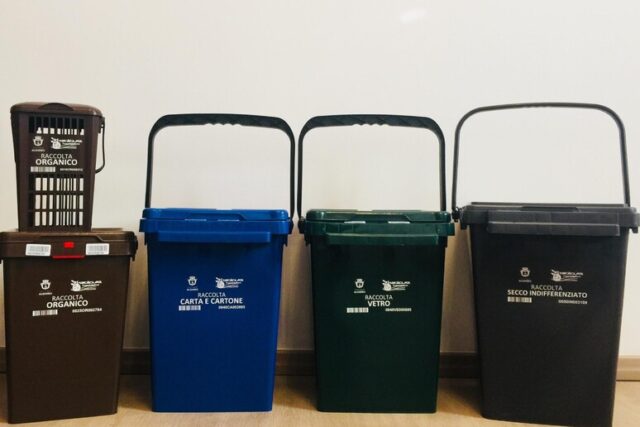 L'immagine attuale non ha un testo alternativo. Il nome del file è: differenziata.jpg