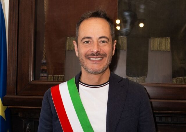 L'immagine attuale non ha un testo alternativo. Il nome del file รจ: querqui.jpg