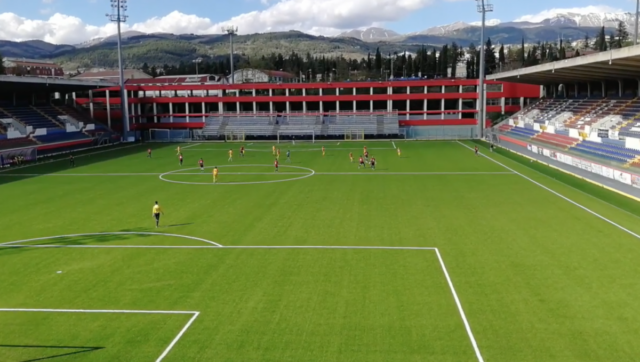 L'immagine attuale non ha un testo alternativo. Il nome del file è: stadio-laquila.png