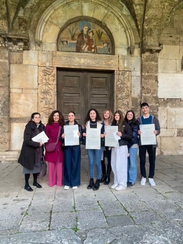 L'immagine attuale non ha un testo alternativo. Il nome del file è: SORA.jpeg