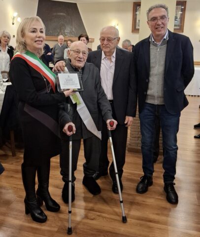 L'immagine attuale non ha un testo alternativo. Il nome del file รจ: alberton.jpg