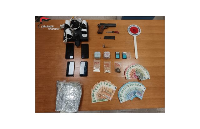 L'immagine attuale non ha un testo alternativo. Il nome del file è: carabinieri-2-scaled.jpg