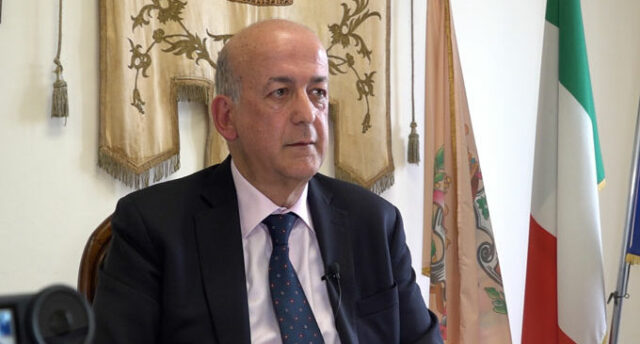 L'immagine attuale non ha un testo alternativo. Il nome del file รจ: cianfrocca.jpg