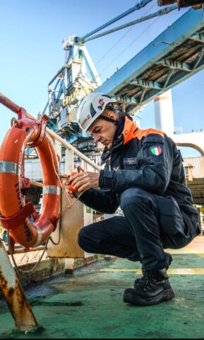 L'immagine attuale non ha un testo alternativo. Il nome del file è: costiera.jpeg