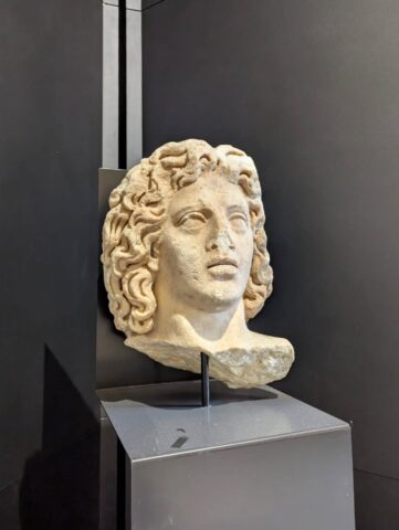 L'immagine attuale non ha un testo alternativo. Il nome del file è: museo.jpg