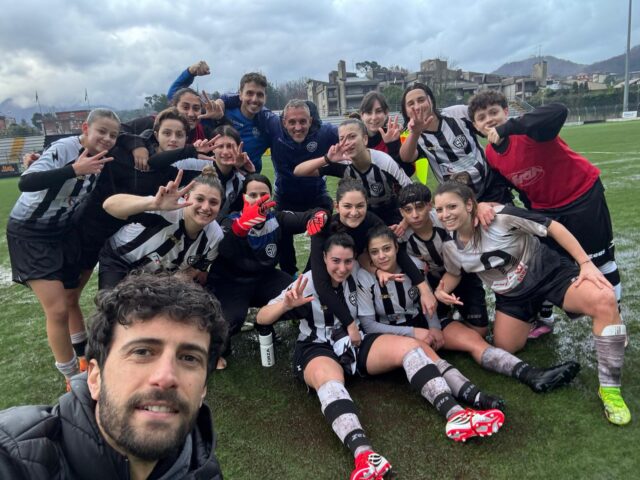 L'immagine attuale non ha un testo alternativo. Il nome del file è: sora-women.jpeg