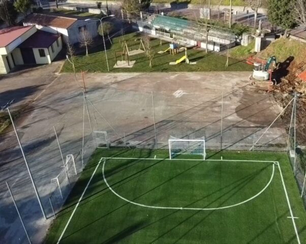 L'immagine attuale non ha un testo alternativo. Il nome del file รจ: FUMONE.jpeg