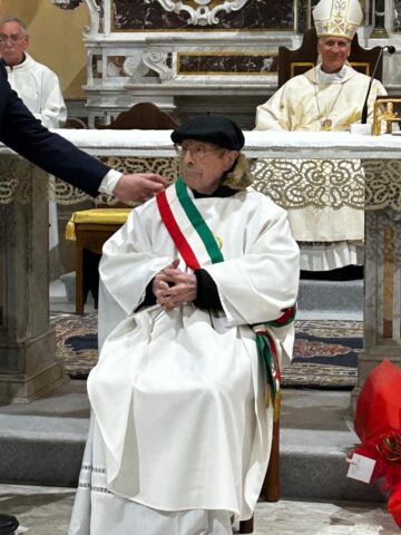 L'immagine attuale non ha un testo alternativo. Il nome del file è: donlino.jpg