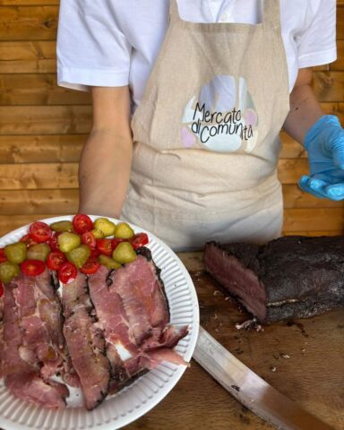 L'immagine attuale non ha un testo alternativo. Il nome del file è: negoziodicomunita.jpeg