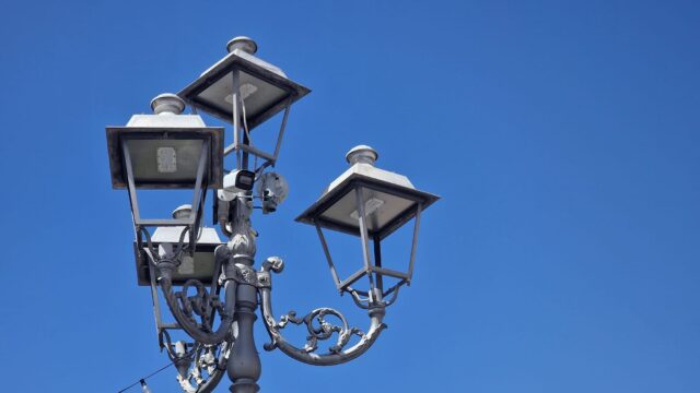 L'immagine attuale non ha un testo alternativo. Il nome del file è: telecamere.jpg