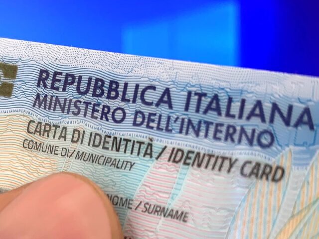 L'immagine attuale non ha un testo alternativo. Il nome del file รจ: CIE.jpg