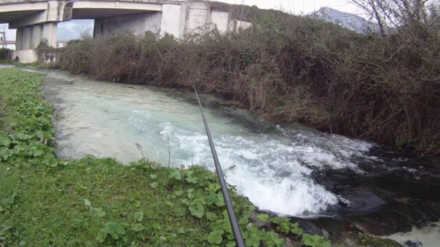L'immagine attuale non ha un testo alternativo. Il nome del file è: fiume-rapido.jpg