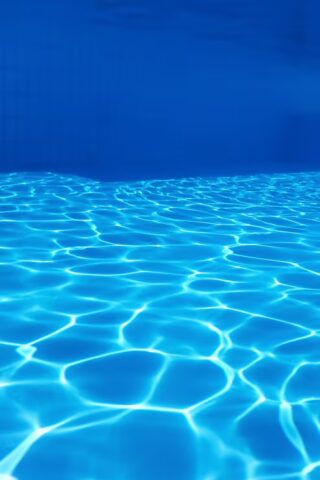 L'immagine attuale non ha un testo alternativo. Il nome del file รจ: piscina.avif