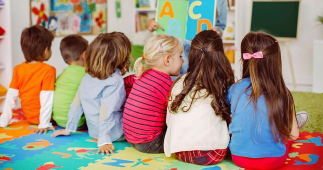 L'immagine attuale non ha un testo alternativo. Il nome del file รจ: scuola.jpg