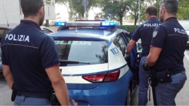 L'immagine attuale non ha un testo alternativo. Il nome del file รจ: polizia.jpg