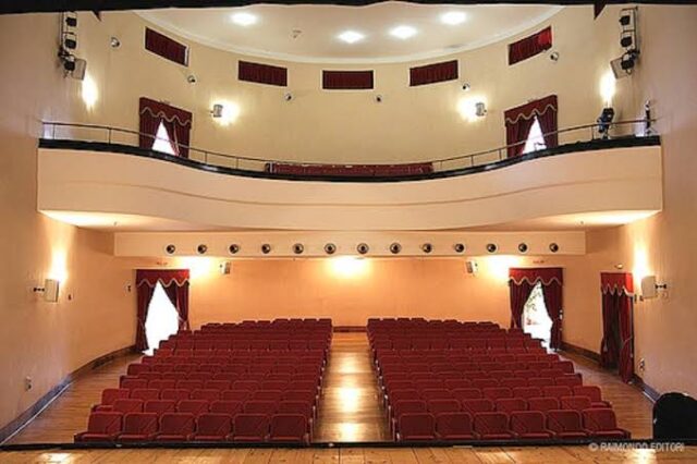 L'immagine attuale non ha un testo alternativo. Il nome del file รจ: TEATROFELLINI.jpg