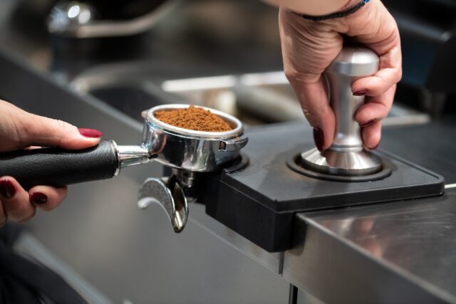 L'immagine attuale non ha un testo alternativo. Il nome del file รจ: caffe.jpeg