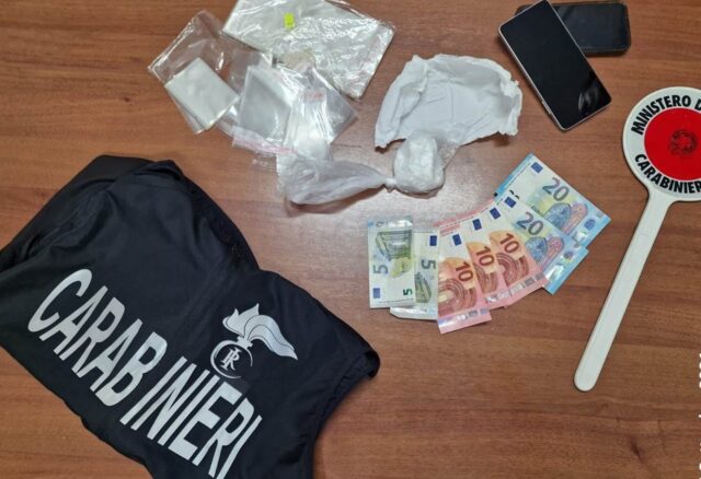 L'immagine attuale non ha un testo alternativo. Il nome del file è: carabinieri-1.jpg