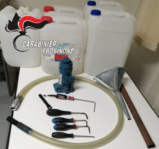 L'immagine attuale non ha un testo alternativo. Il nome del file è: carabinieri-6.jpg