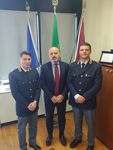 L'immagine attuale non ha un testo alternativo. Il nome del file รจ: frosinone-questura.jpg