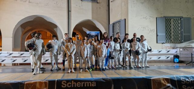 L'immagine attuale non ha un testo alternativo. Il nome del file è: scherma.jpg