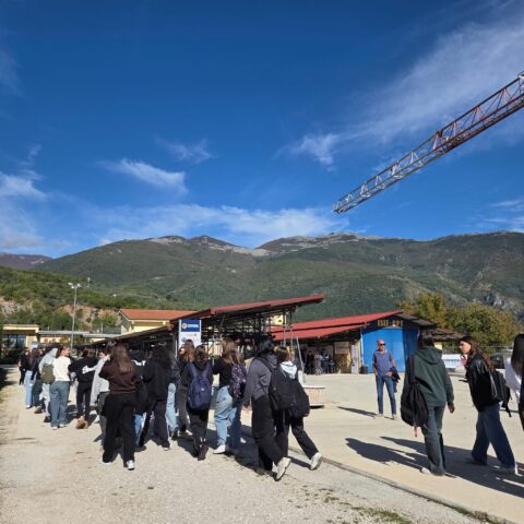 L'immagine attuale non ha un testo alternativo. Il nome del file รจ: FORMEDIL.jpg